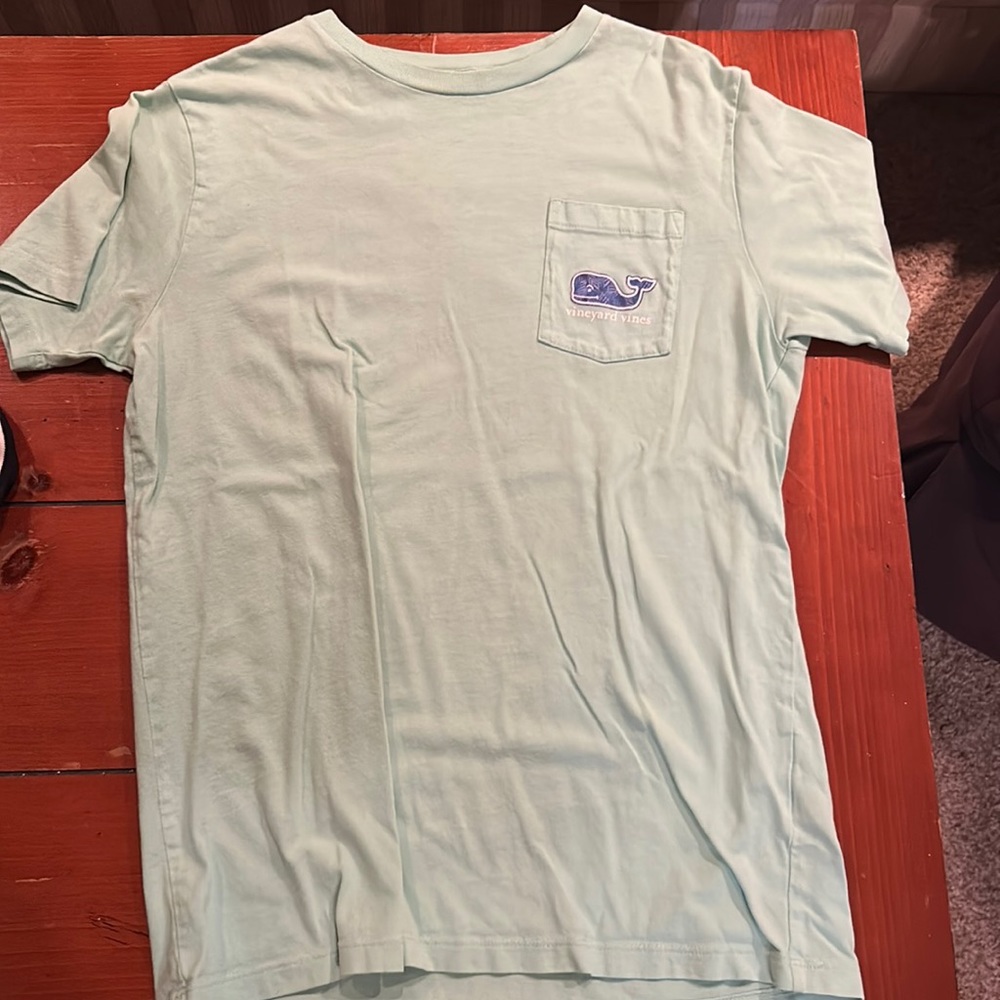 Kids Large Vineyard Vines Light Green Logo Tshirt.
